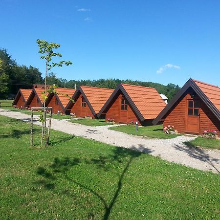 Bungalows Rizvan City Brusane Pokoj fotografie