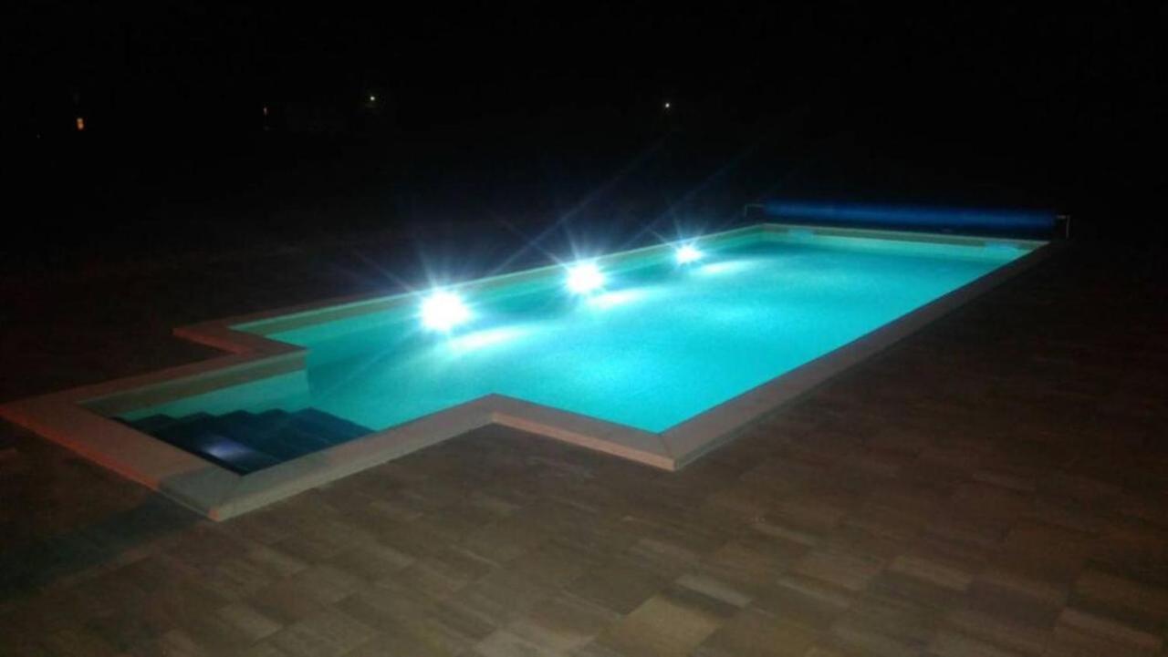 Bungalows Rizvan City Brusane Exteriér fotografie